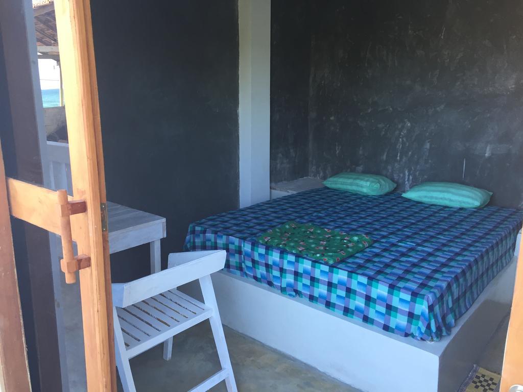 韦利格默 厚脸皮猴子冲浪营旅馆酒店 外观 照片